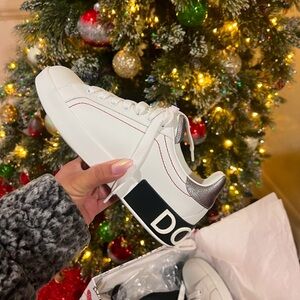 Dolce Gabbana Sneakers (women) 
Size 37
Worn once